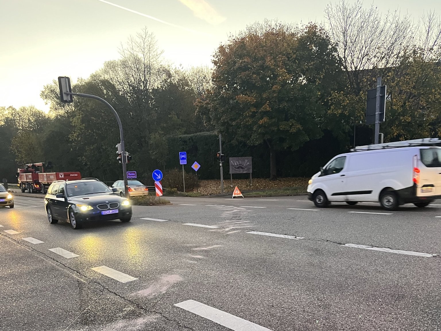                                                     Auslaufender Kraftstoff Tankstelle Böbingen bis Mögglingen 27.10.2022                                    